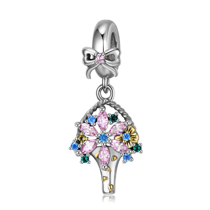 Blütenzauber: Bouquet Charm-Anhänger